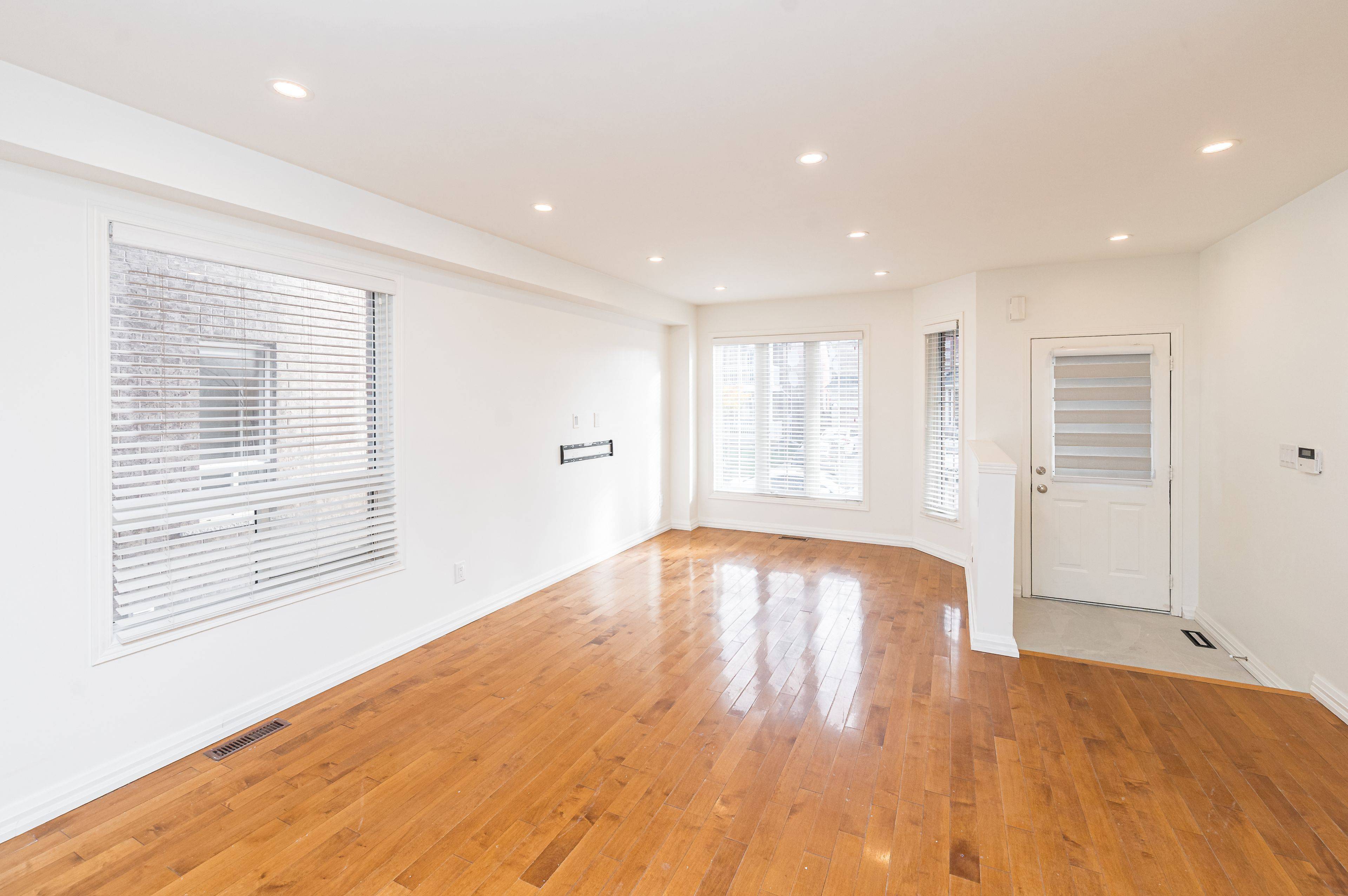 Vaughan, ON L4H 2W6,25 Arundel DR