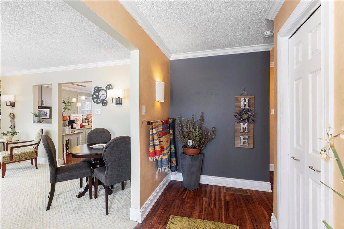 Georgina, ON L0E 1L0,21 Malone RD