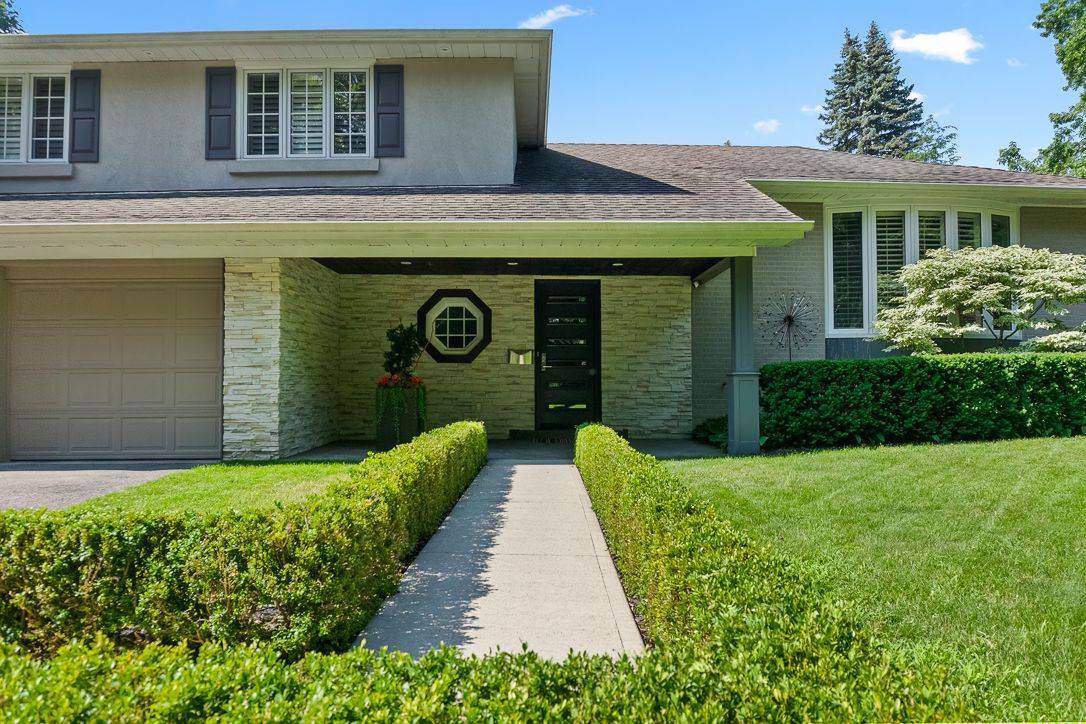 Mississauga, ON L5J 3A2,1176 Greenoaks DR