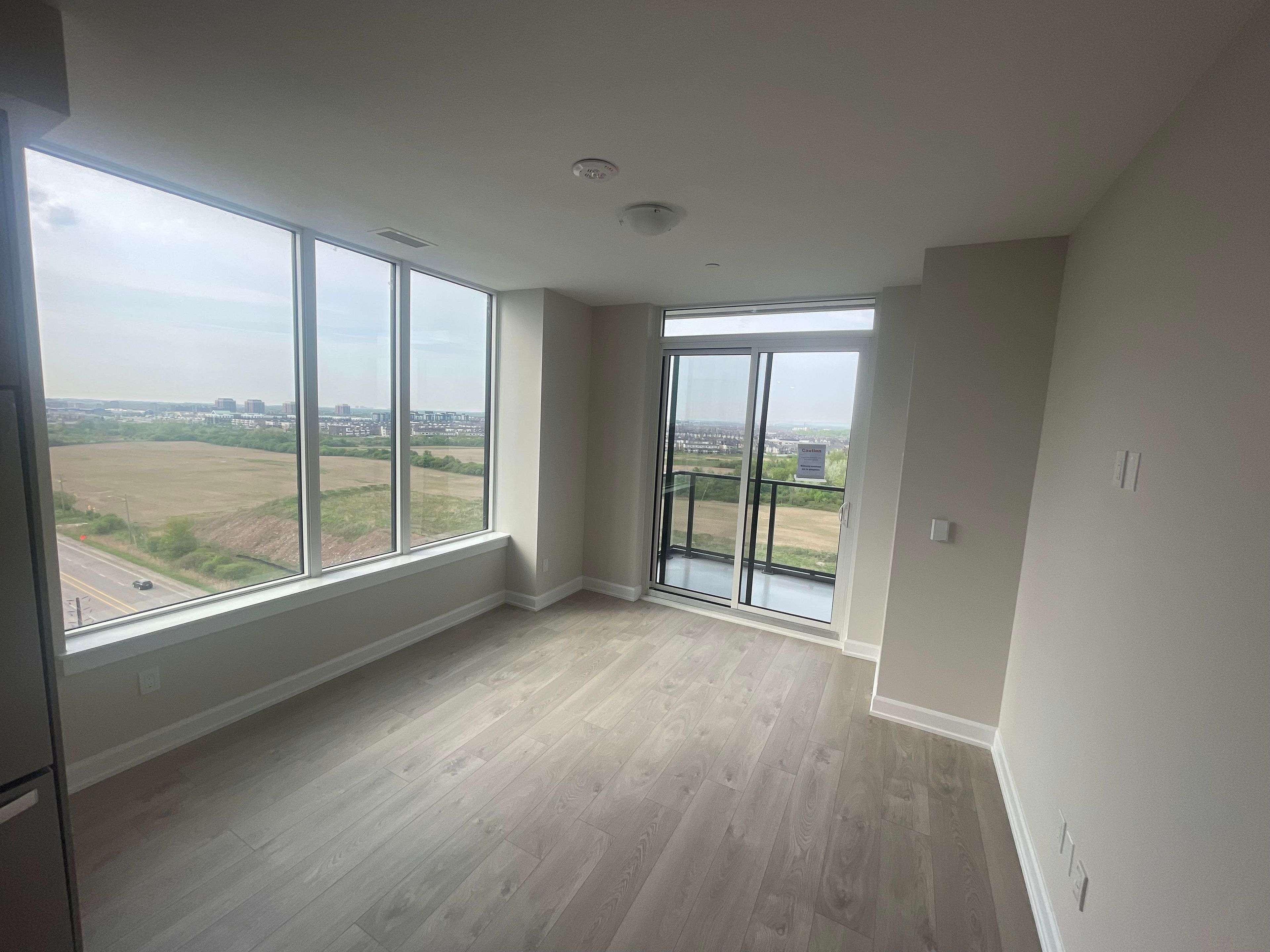 Oakville, ON L6H 7X9,3220 William Coltson AVE #1205