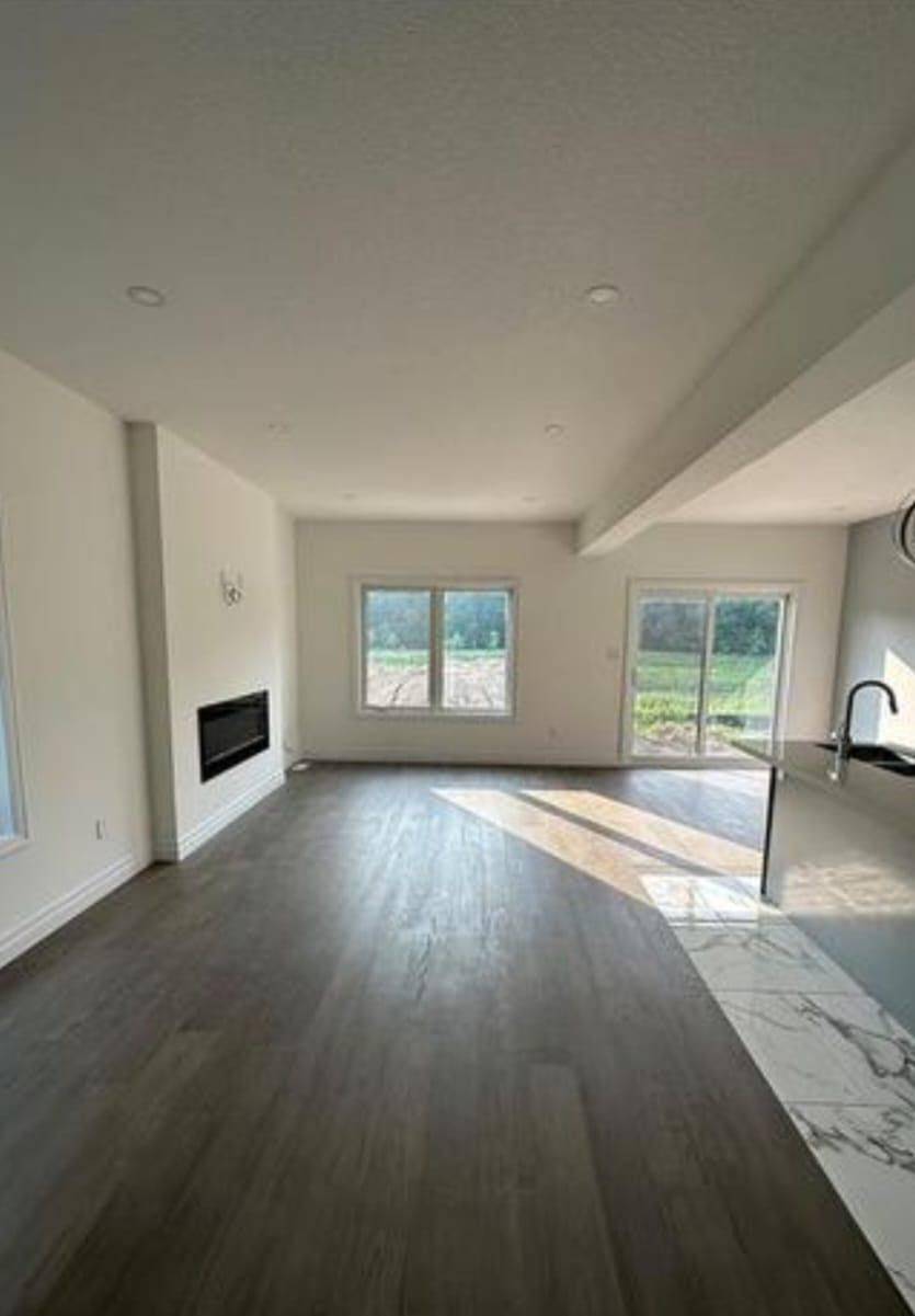 London South, ON N6M 1G4,2653 Bobolink LN