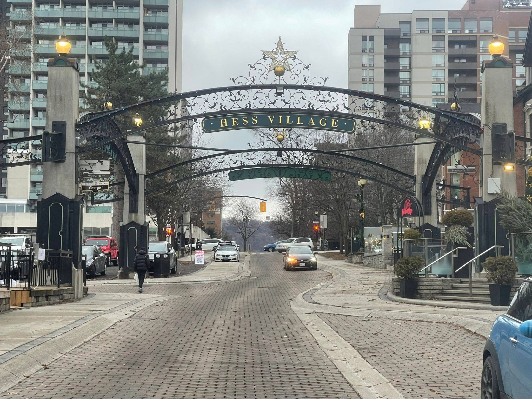 Hamilton, ON L8P 3M7,19 Hess ST S