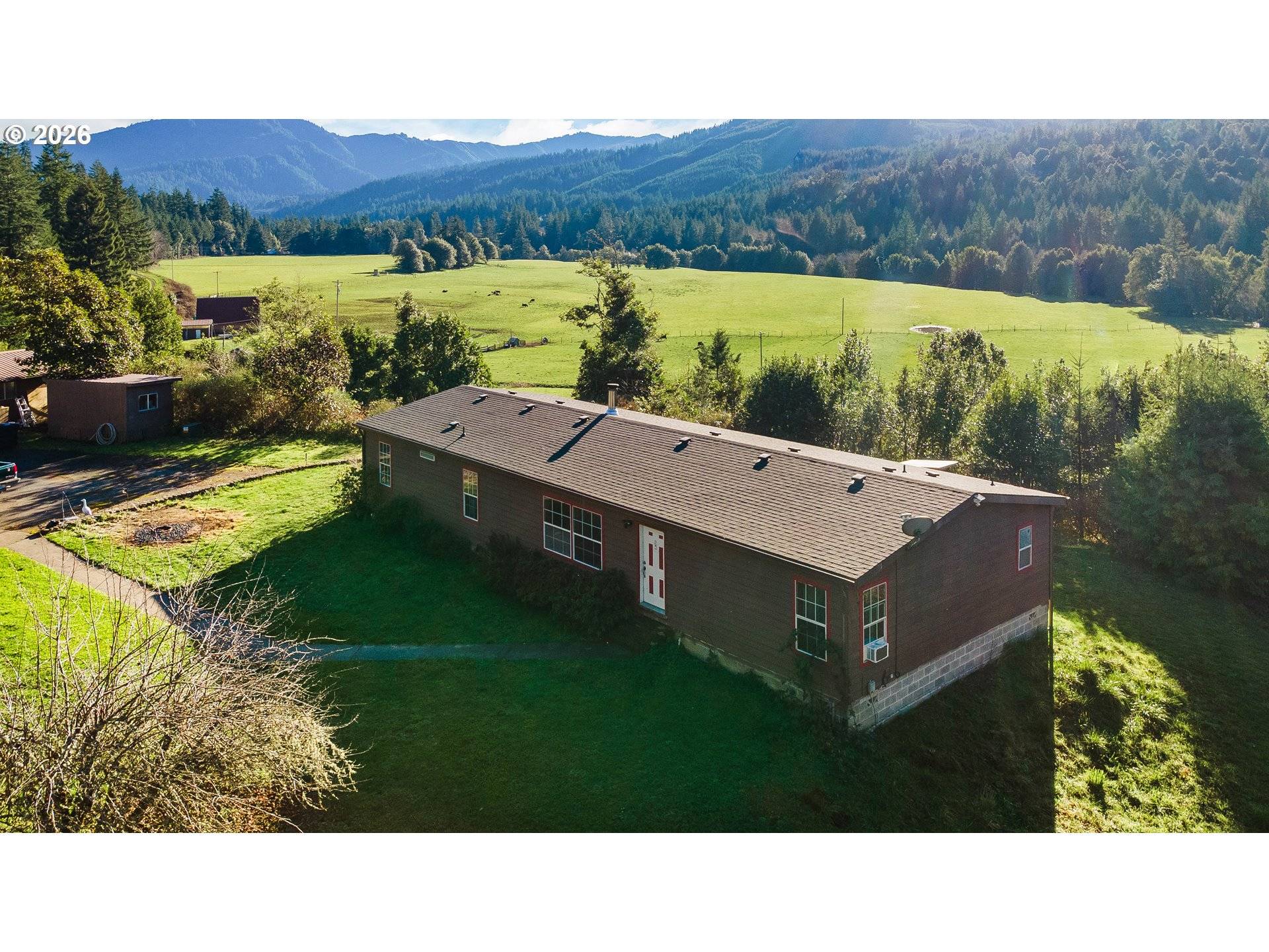 Powers, OR 97466,41308 S POWERS RD