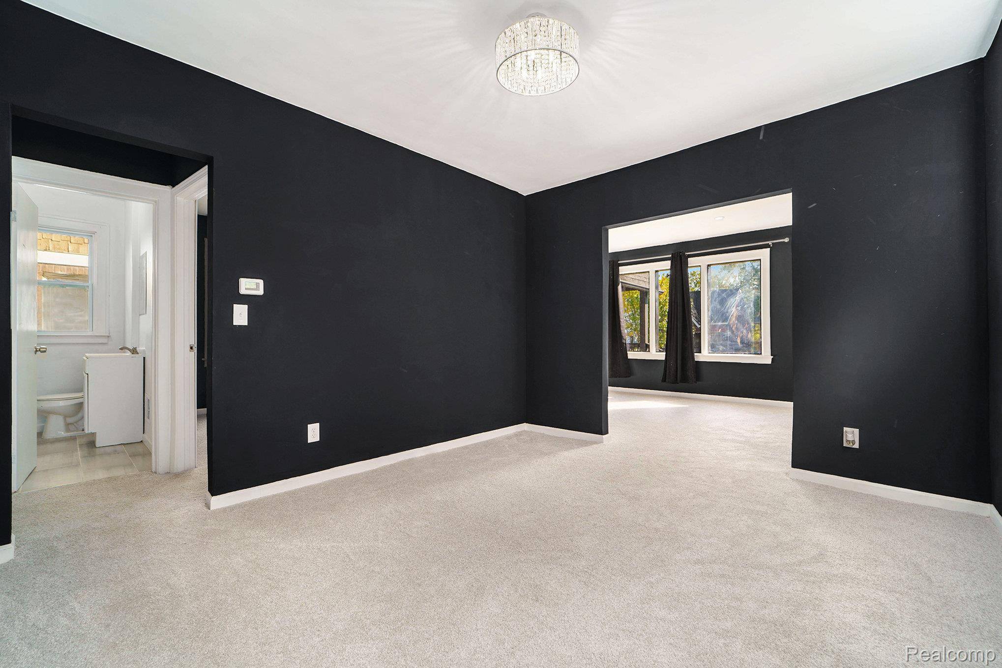 Detroit, MI 48228,9241 Steel ST