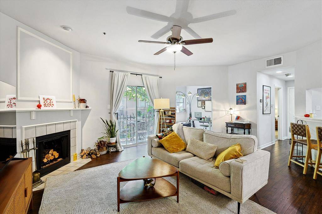 Dallas, TX 75204,3033 San Jacinto Street #312