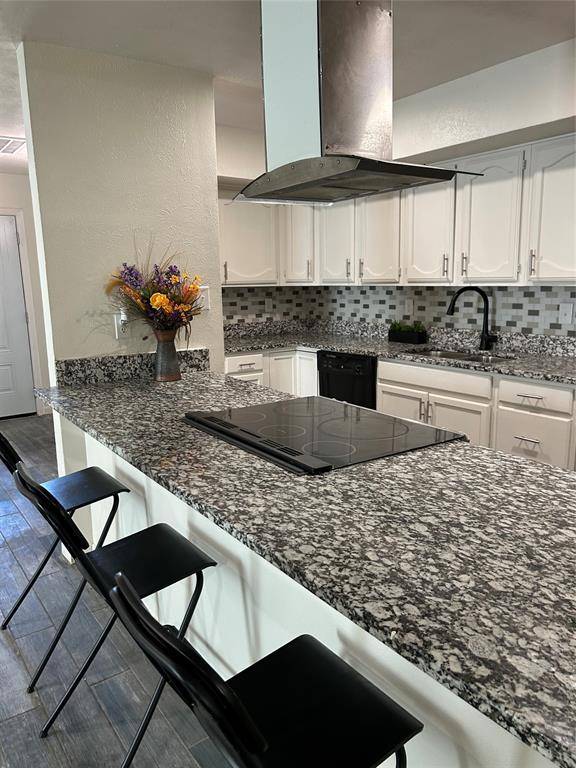 Arlington, TX 76017,711 Netherland Place