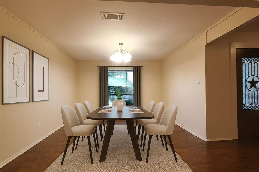 Southlake, TX 76092,1206 Oakwood Trail