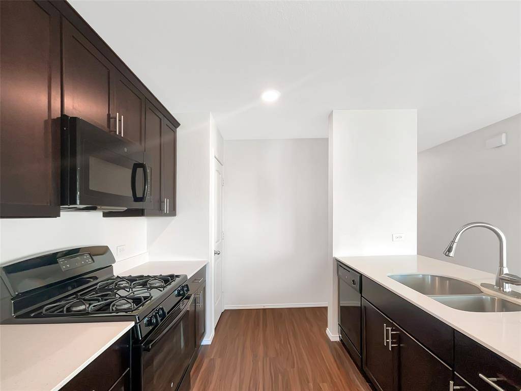 Fort Worth, TX 76052,421 Blue Crow Lane