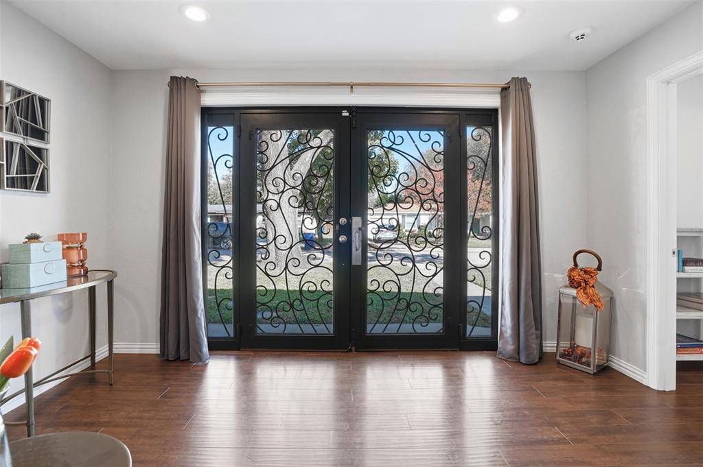 Westworth Village, TX 76114,5717 S Wells Circle