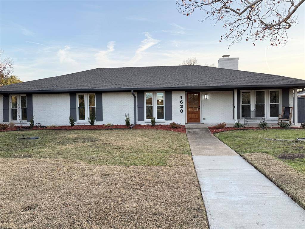 Carrollton, TX 75006,1620 Valleycrest Lane