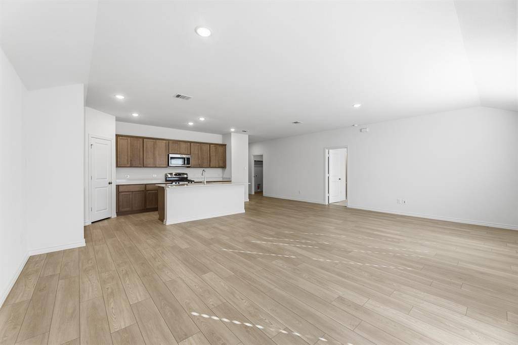 Denison, TX 75020,3887 Rose Hill Court