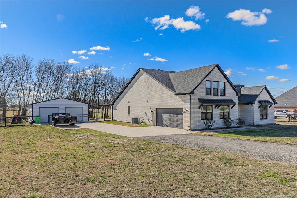 Campbell, TX 75422,3557 County Road 4110