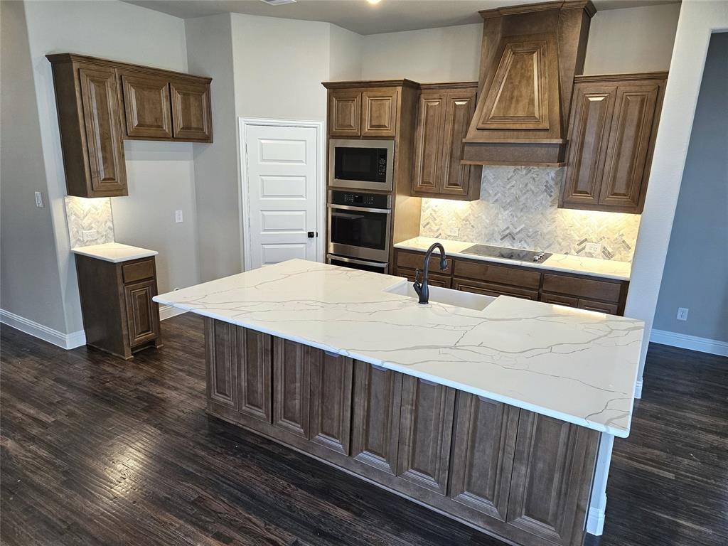 Van Alstyne, TX 75495,2716 Silo Lane