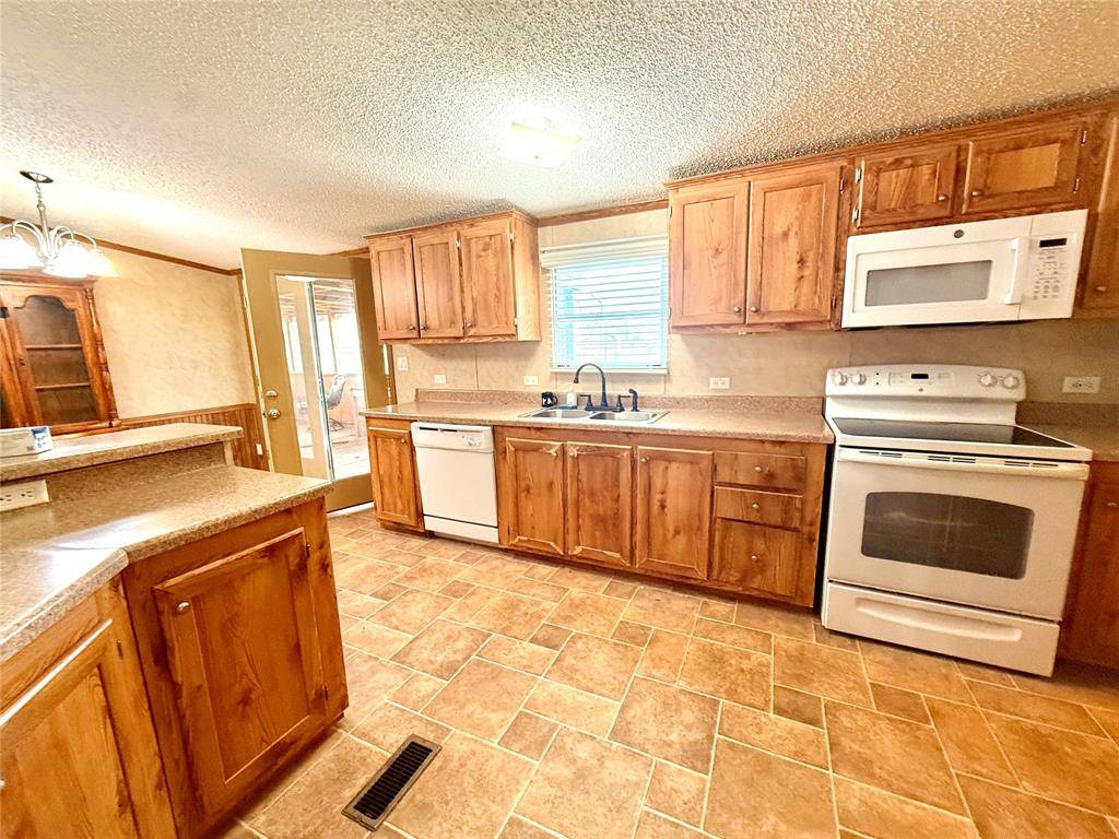 Quitman, TX 75783,254 Holiday Village Drive