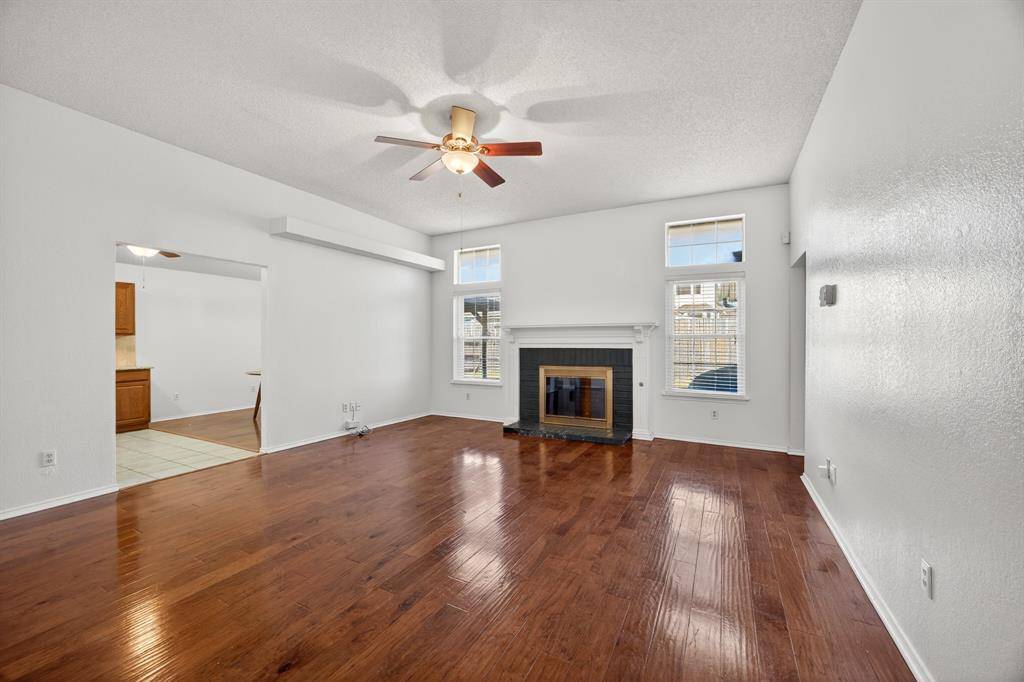 Burleson, TX 76028,721 Windridge Lane