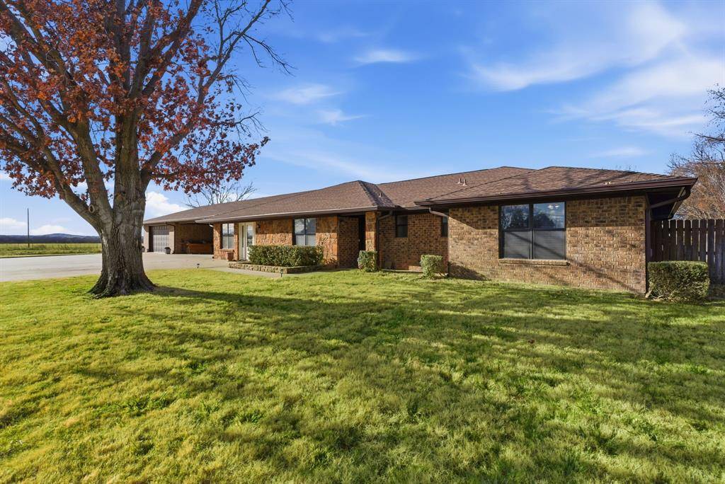 Graham, TX 76450,111 Mustang