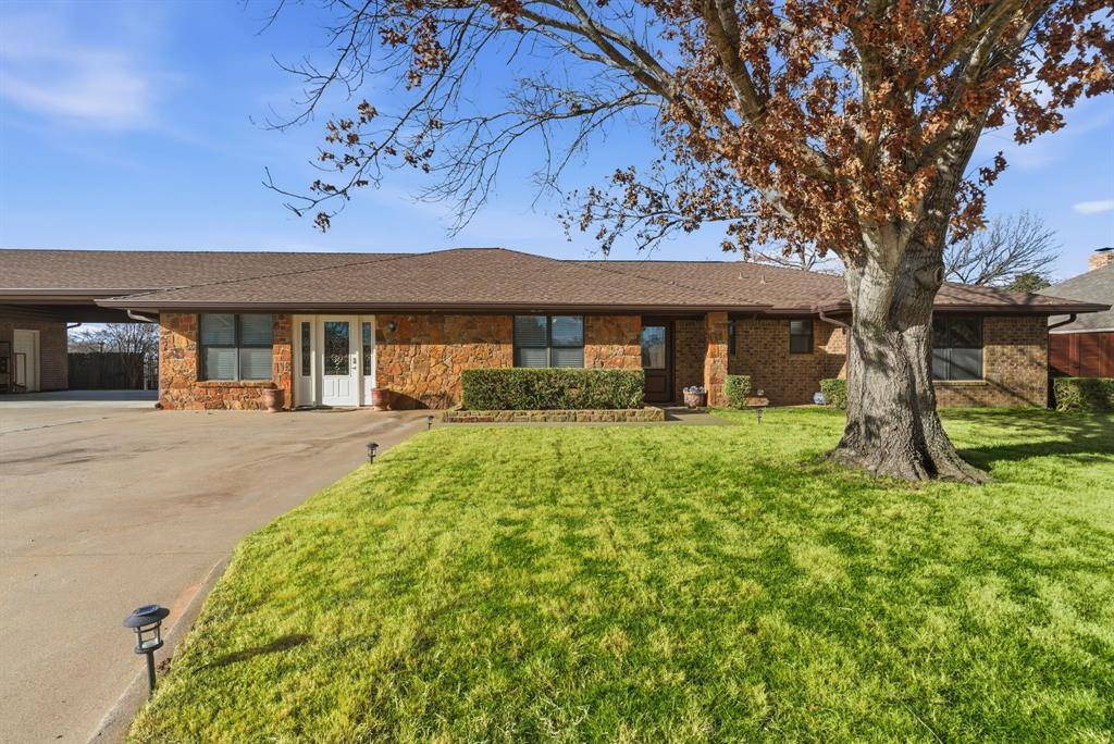 Graham, TX 76450,111 Mustang