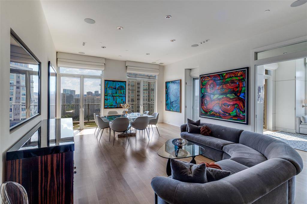 Dallas, TX 75219,3505 Turtle Creek Boulevard #17E