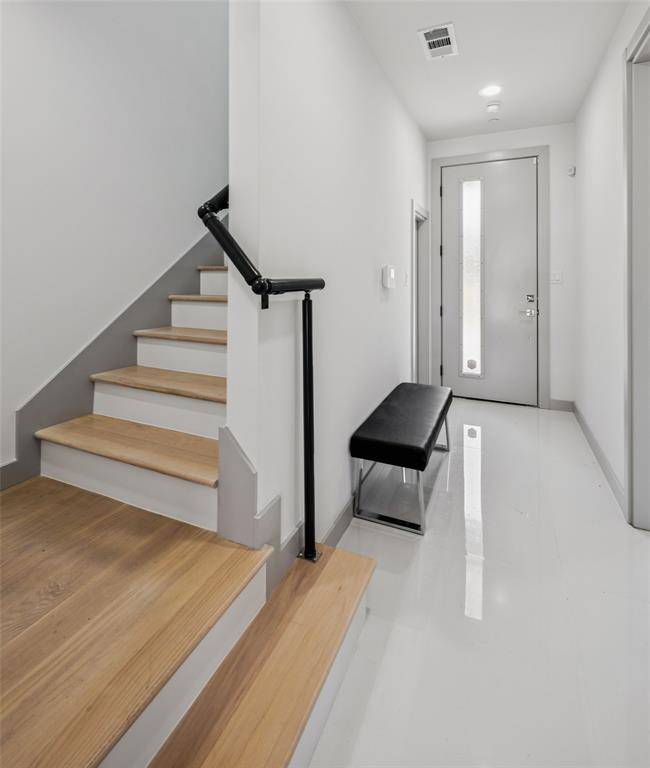 Dallas, TX 75215,1874 Beaumont Street