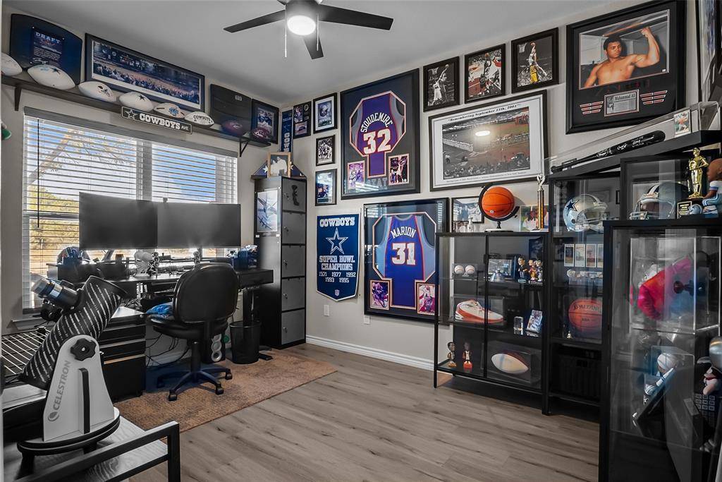 Santo, TX 76472,805 Carter Lane