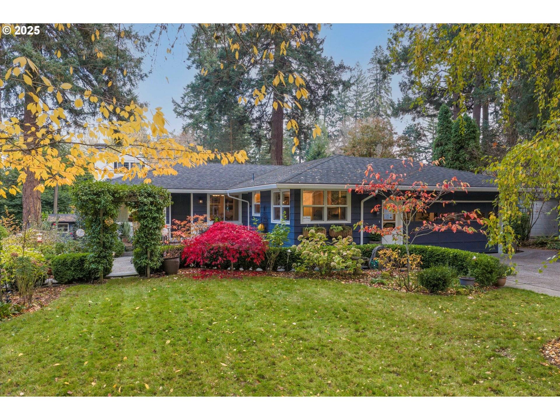 Lake Oswego, OR 97034,675 10TH ST