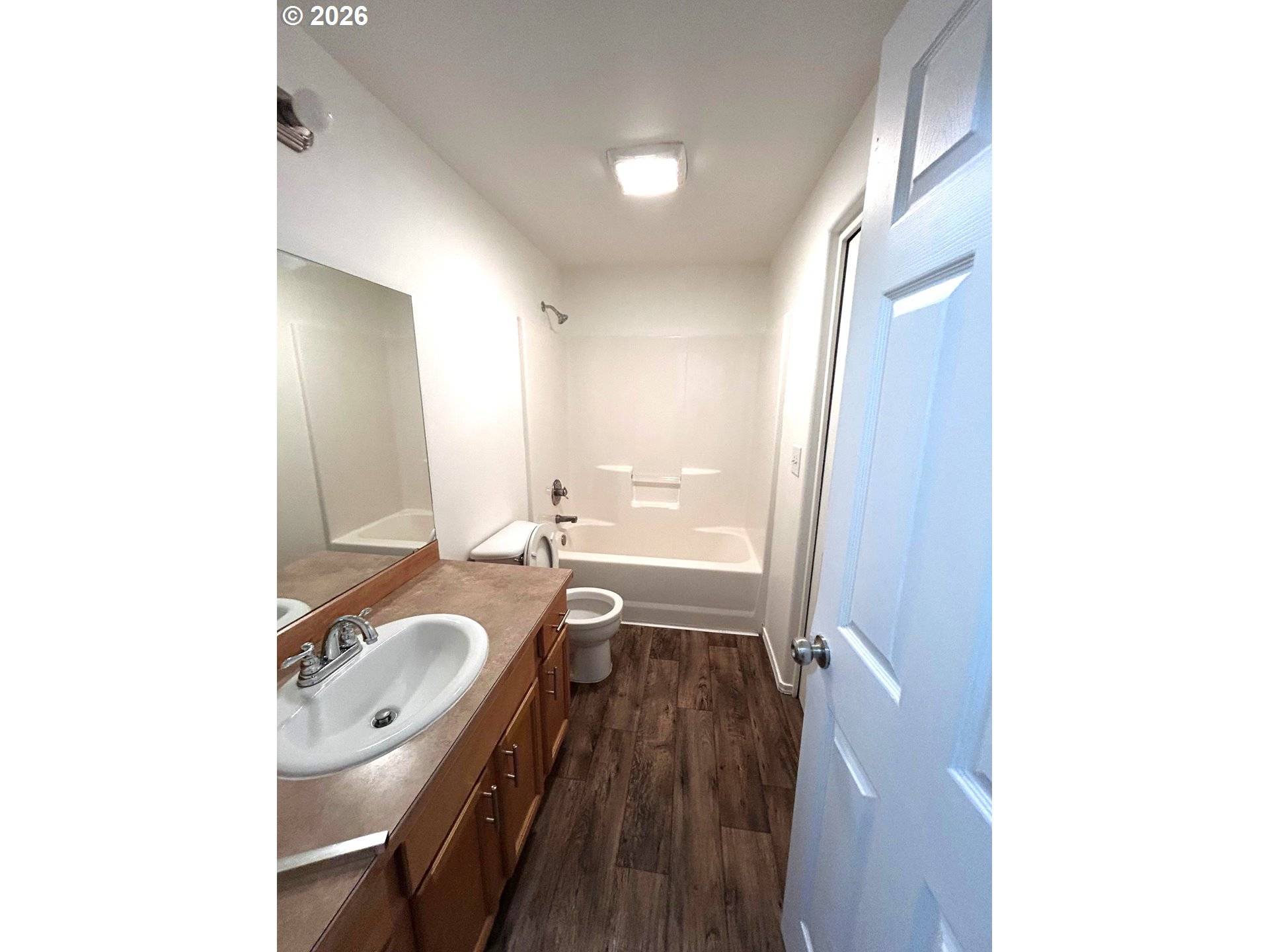 Madras, OR 97741,857 SE MALIAH AVE