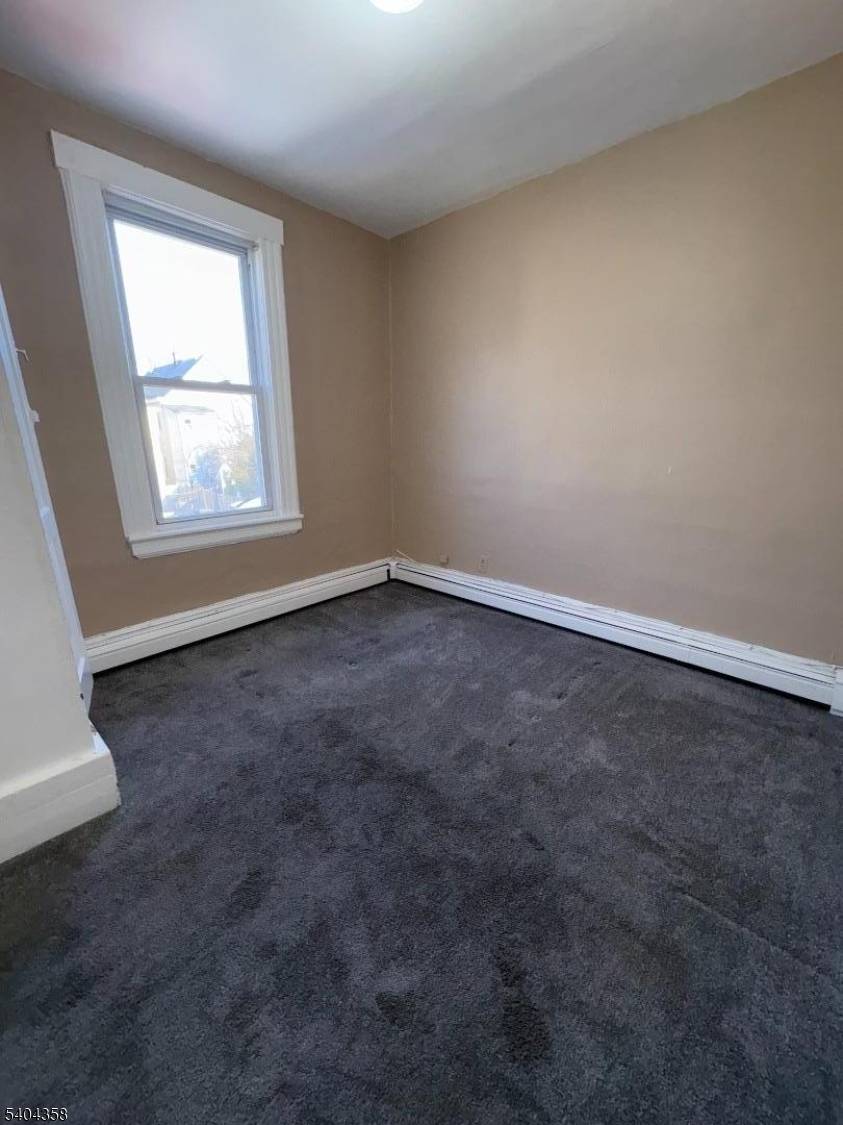 Clifton City, NJ 07011,16 Lincoln Pl