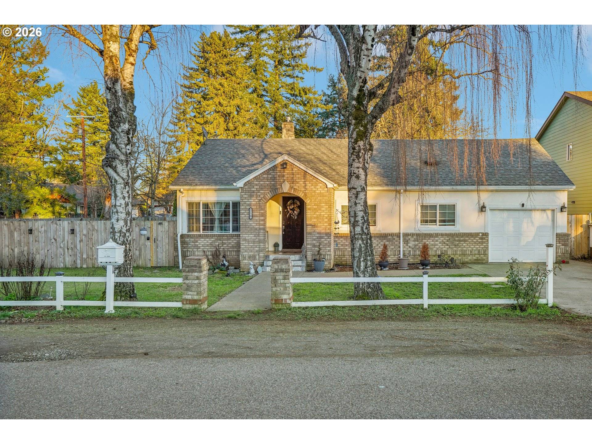 Portland, OR 97233,710 SE 155TH AVE