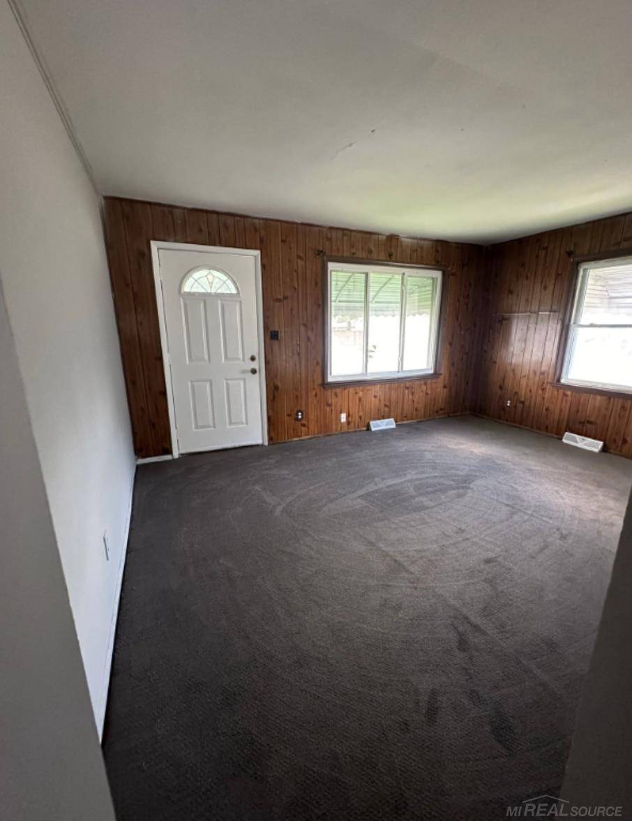 Roseville, MI 48066,17705 Longfellow St ST