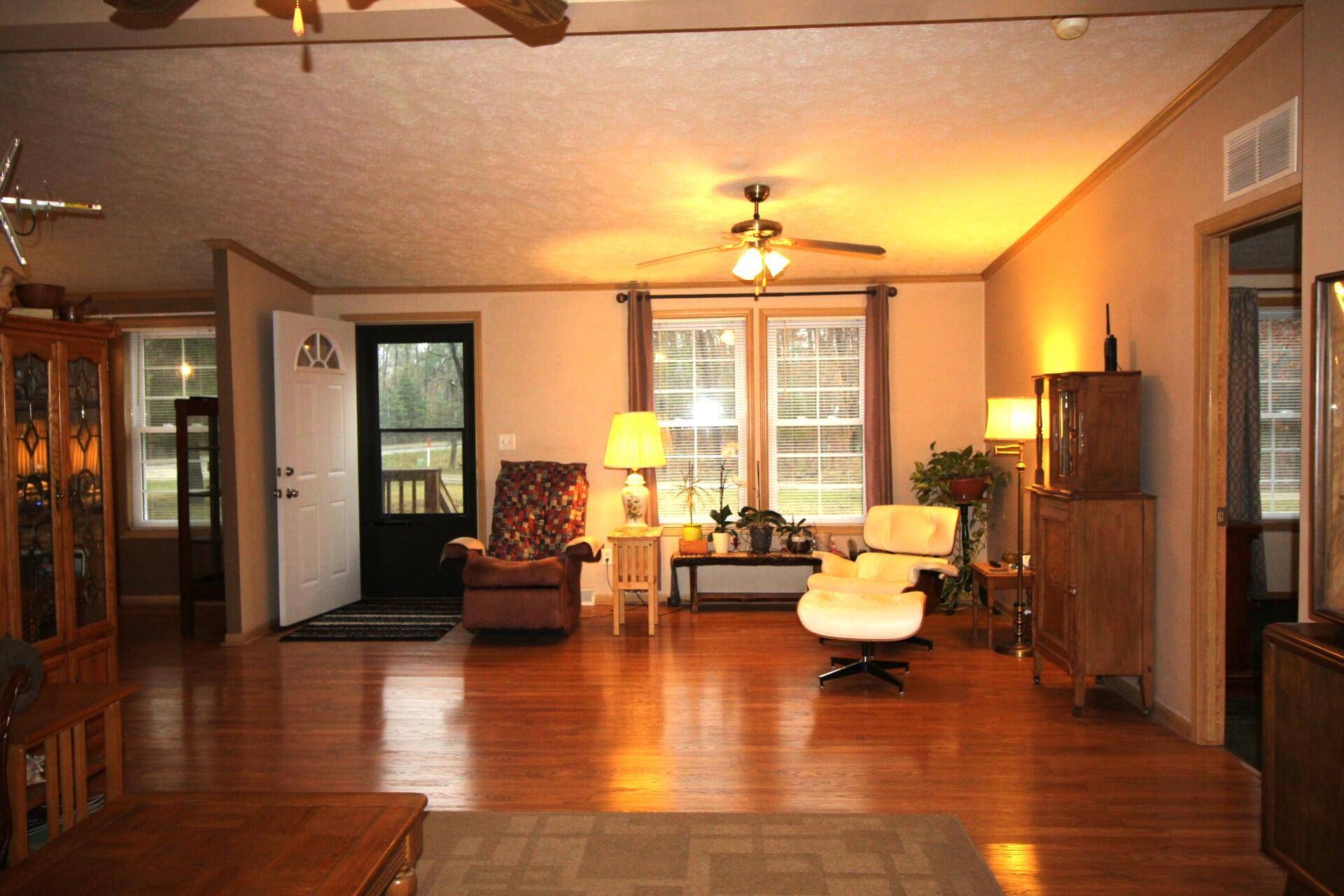 Idlewild, MI 49642,8458 S Broadway