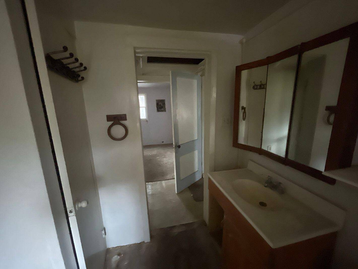 Monroe, MI 48162,6095 N Stony Creek RD