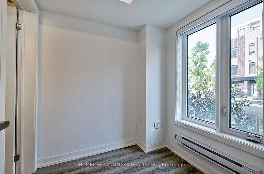 Toronto C13, ON M4A 1C5,30 Case Ootes DR