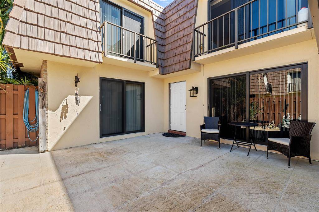 Palm Springs, FL 33461,581 Springdale Cir #58-A