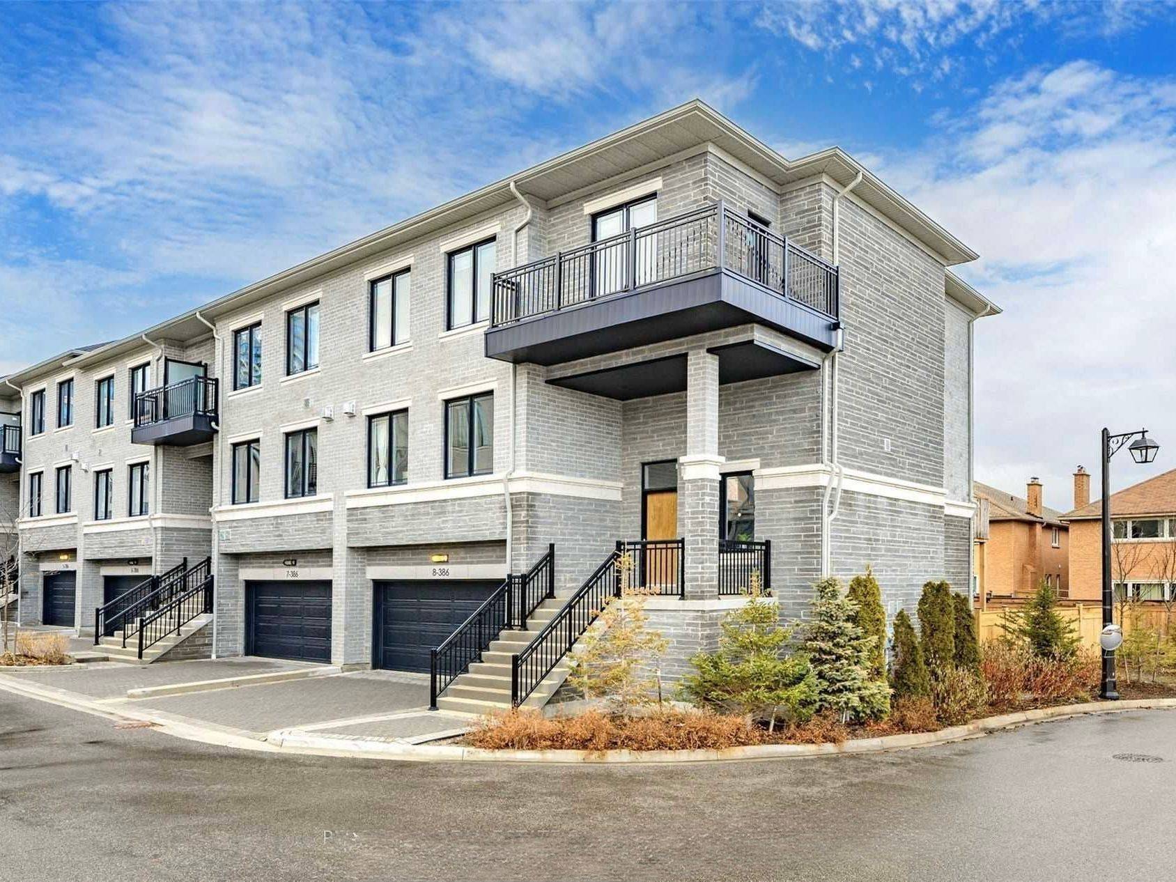 Richmond Hill, ON L4B 0G5,386 Highway 7 N/A E #TH #8