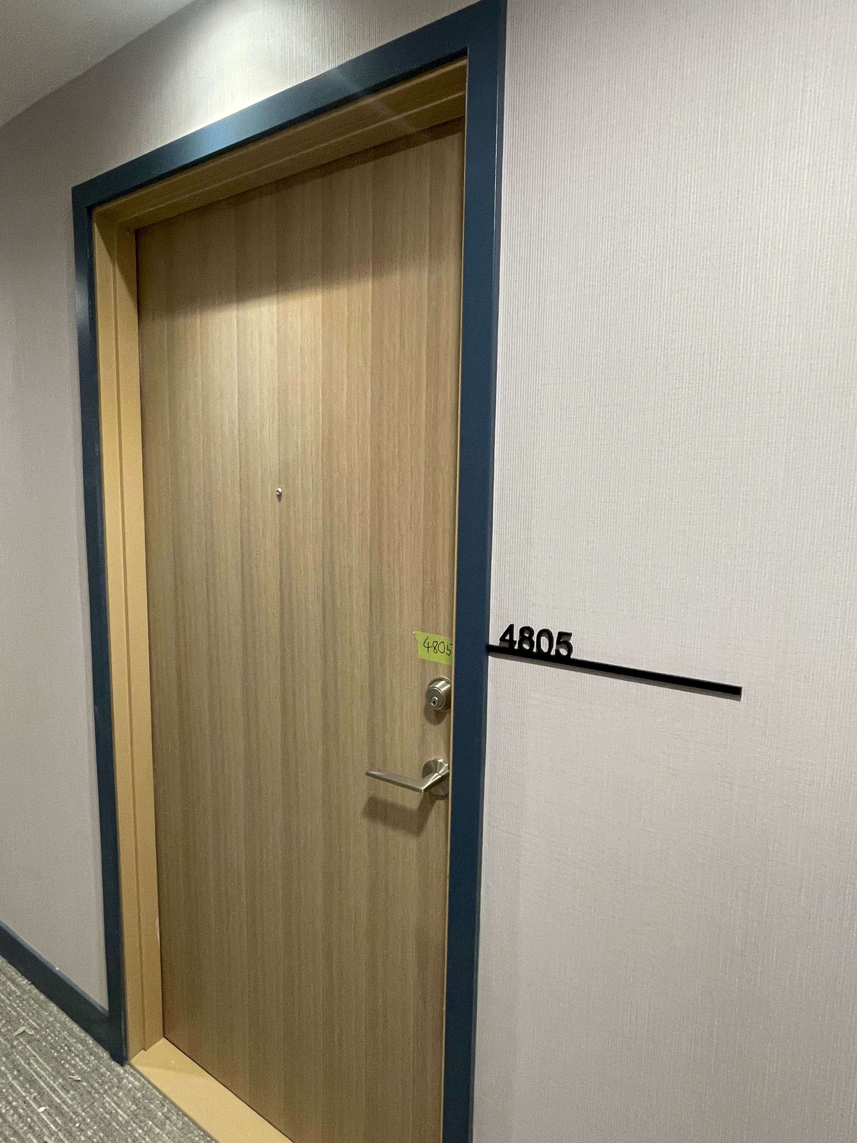 Mississauga, ON L5B 0P6,395 Square One DR #4805