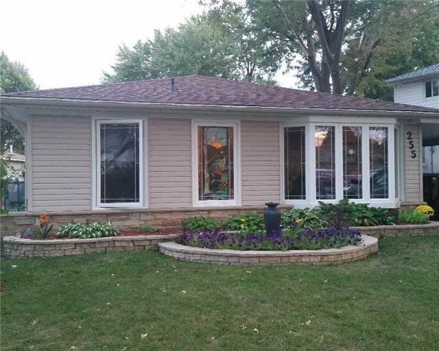 Brampton, ON L6W 2K9,255 Bartley Bull Pkwy