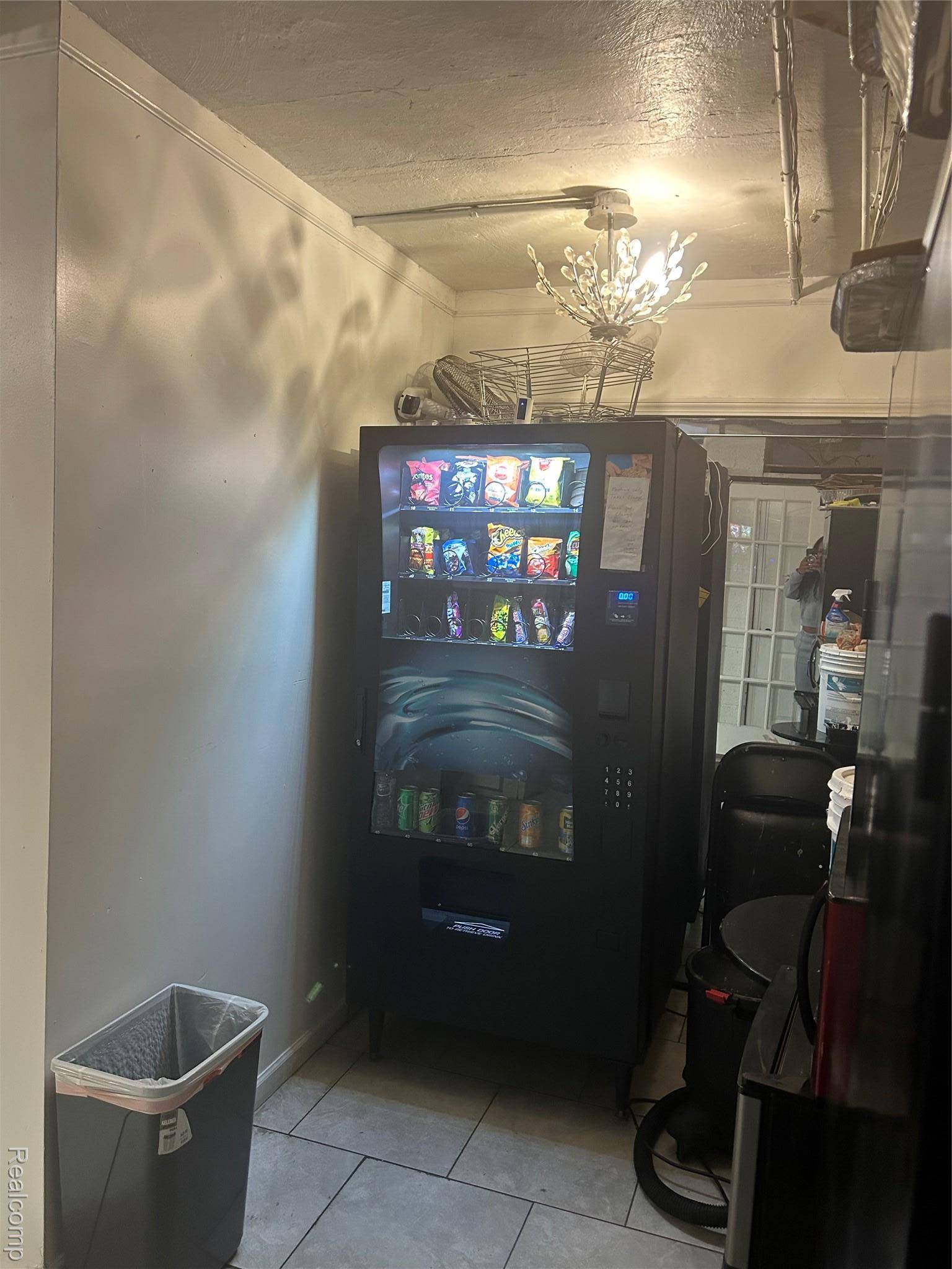 Detroit, MI 48235,15934 W McNichols RD