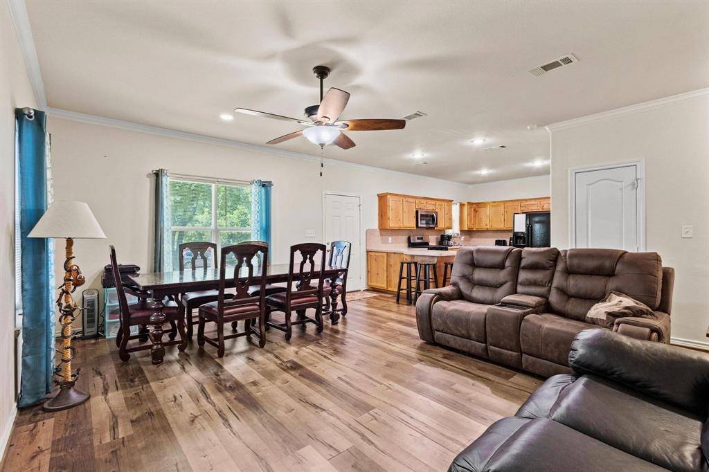 Pottsboro, TX 75076,105 William Street