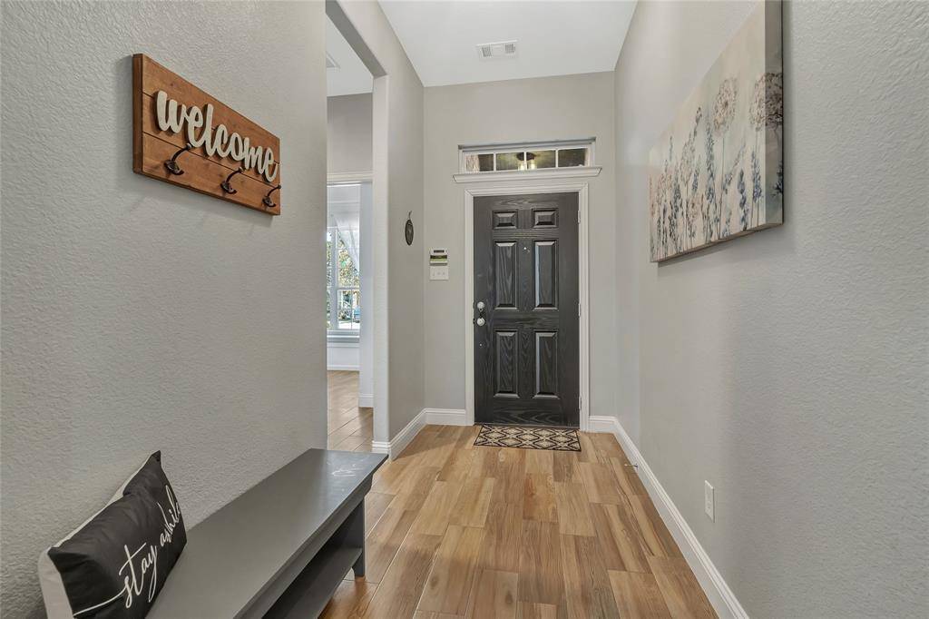 Fort Worth, TX 76262,15420 Elm Bluff Way