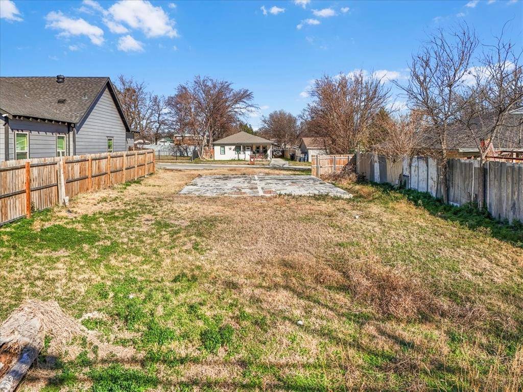 Fort Worth, TX 76104,1020 E Lowden