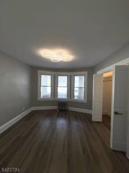 East Orange City, NJ 07018,47 Edgar St #2