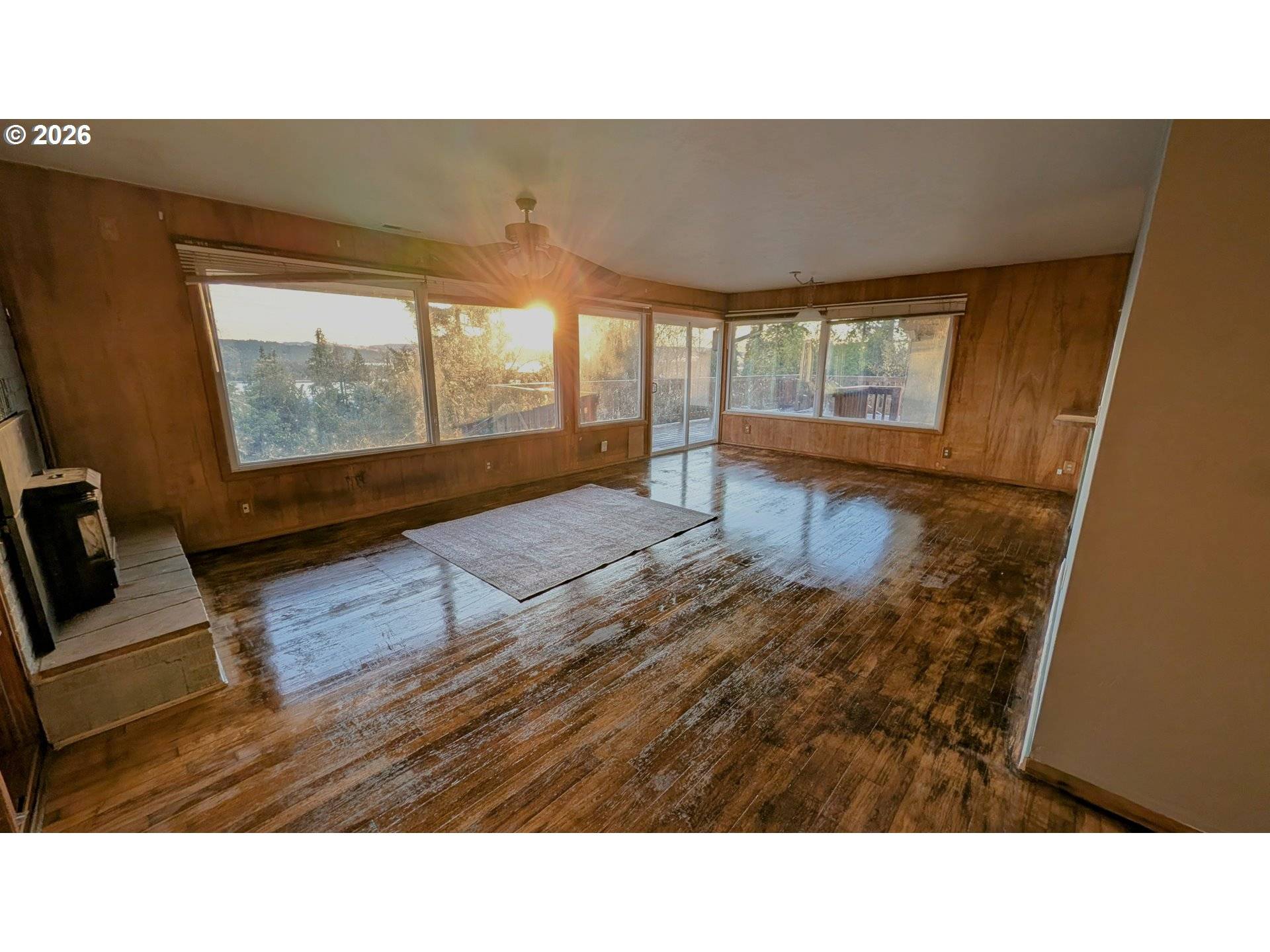 North Bend, OR 97459,515 STATE ST