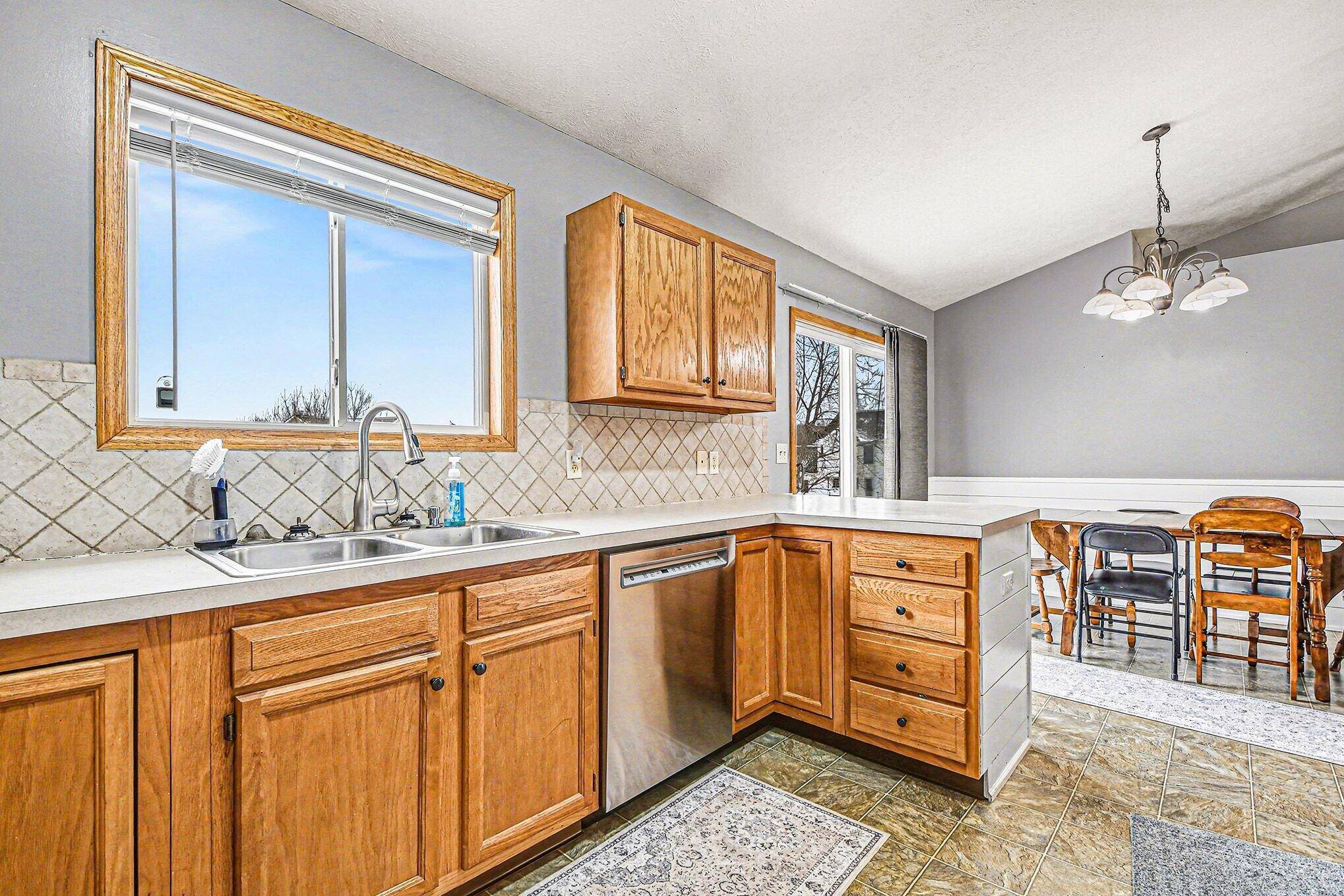 Caledonia, MI 49316,4537 Serry DR