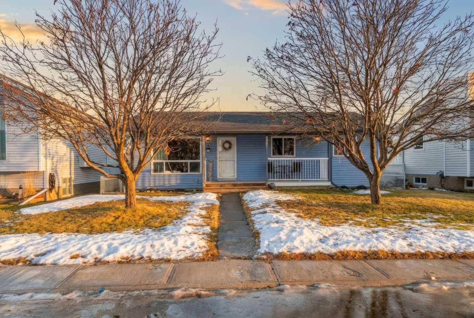 Strathmore, AB T1P 1L2,5 Greenview WAY