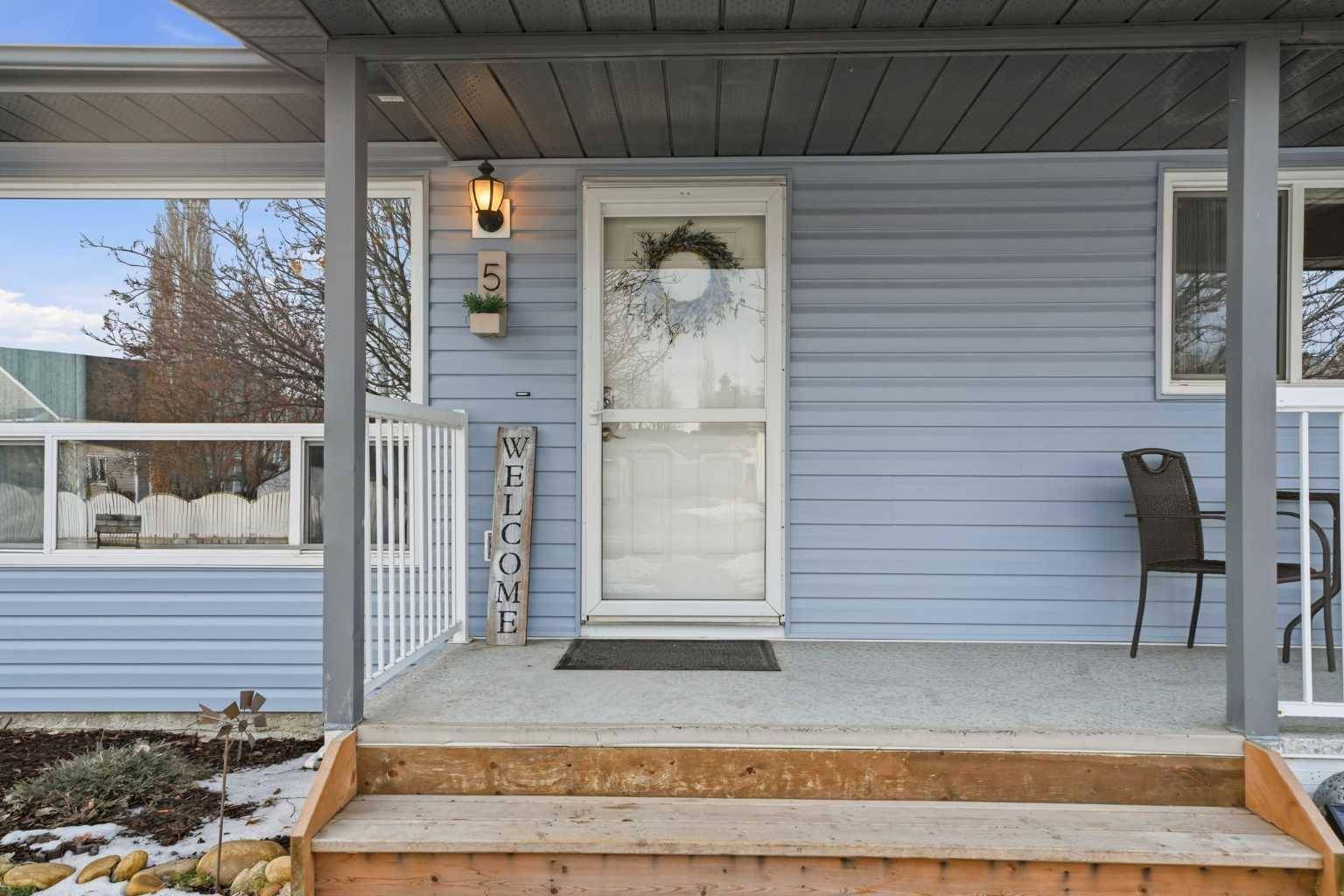 Strathmore, AB T1P 1L2,5 Greenview WAY