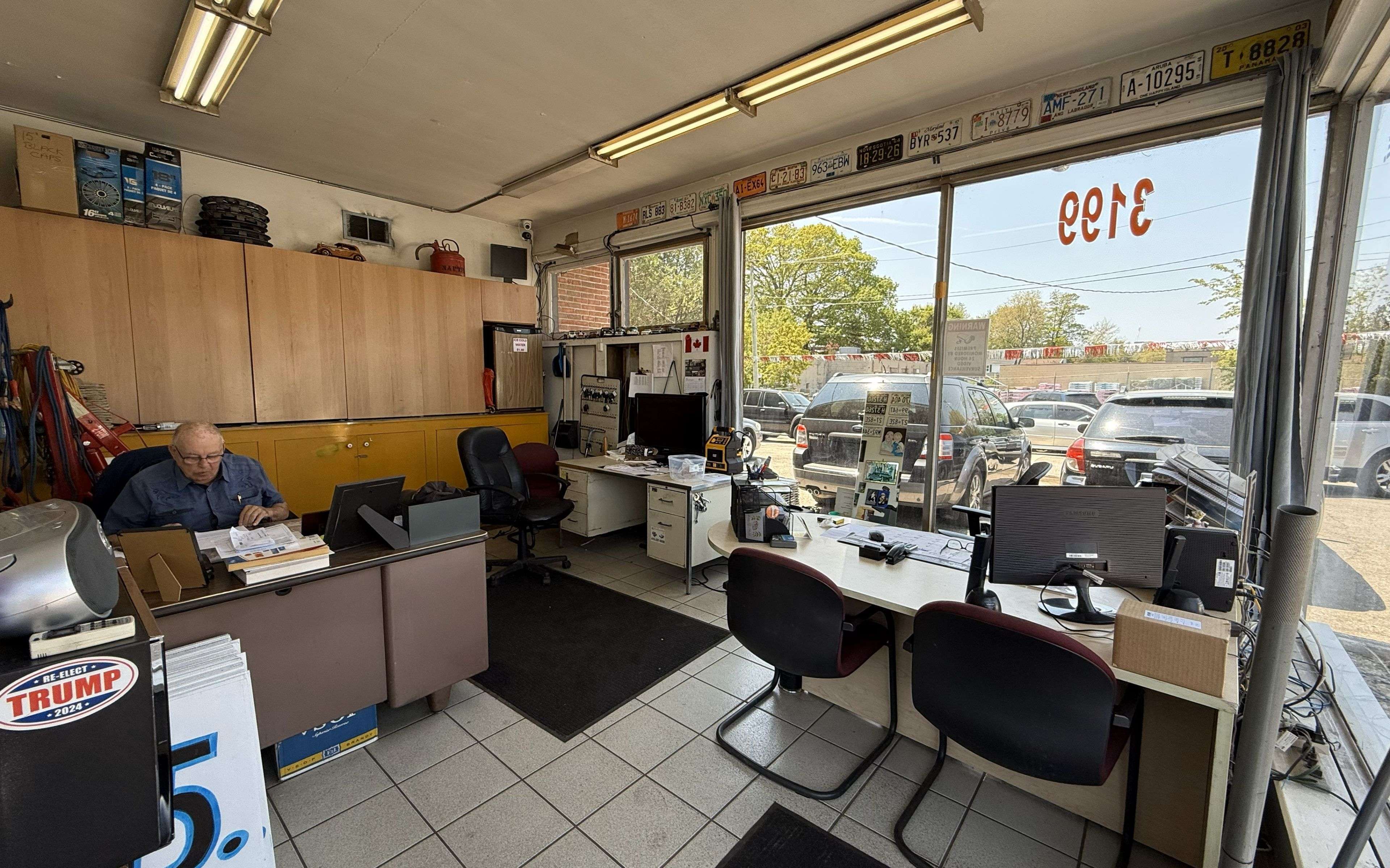 Toronto E06, ON M1L 1B8,3199 Danforth AVE #2