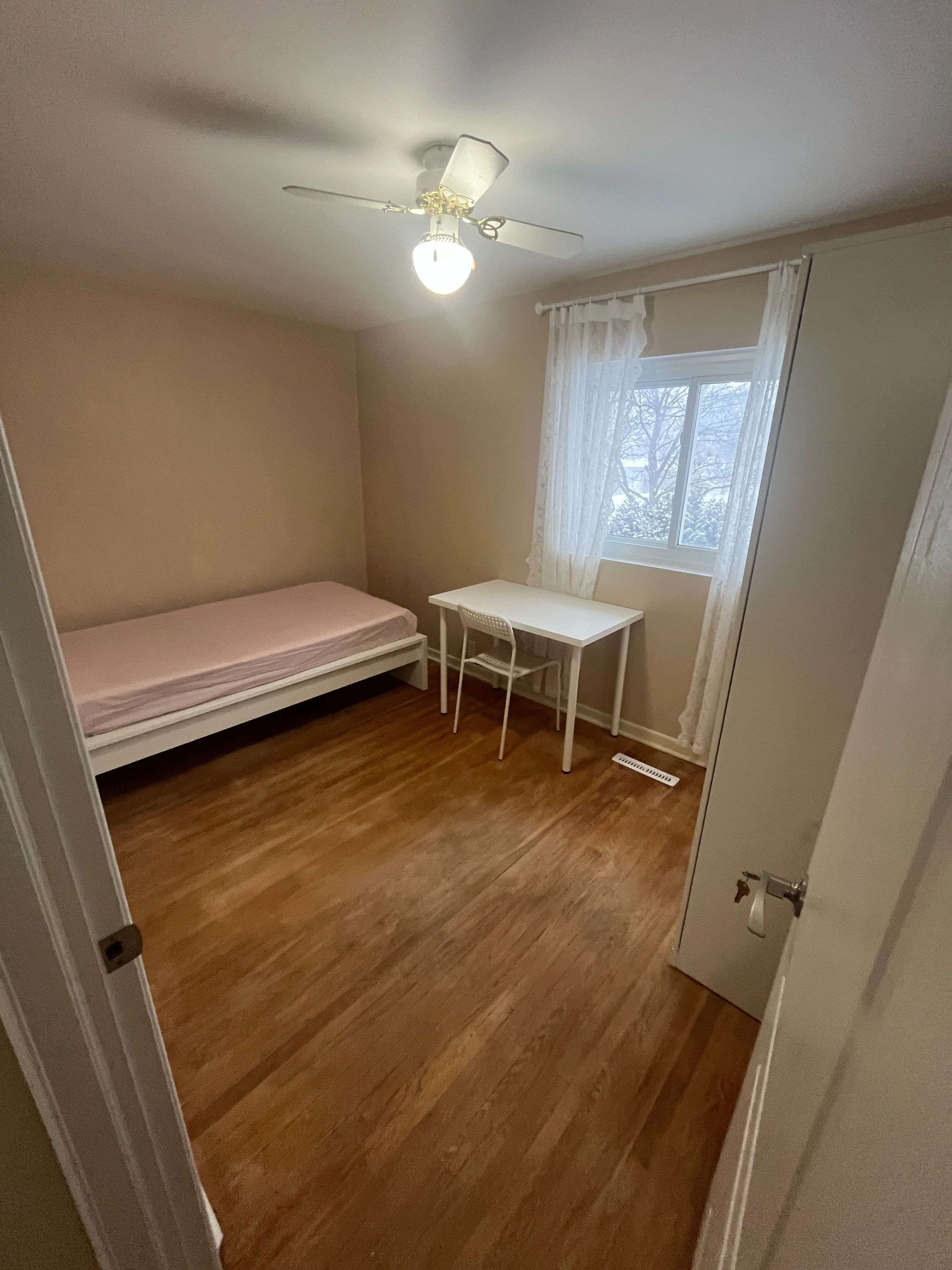 Toronto E09, ON M1G 3P4,Address not disclosed