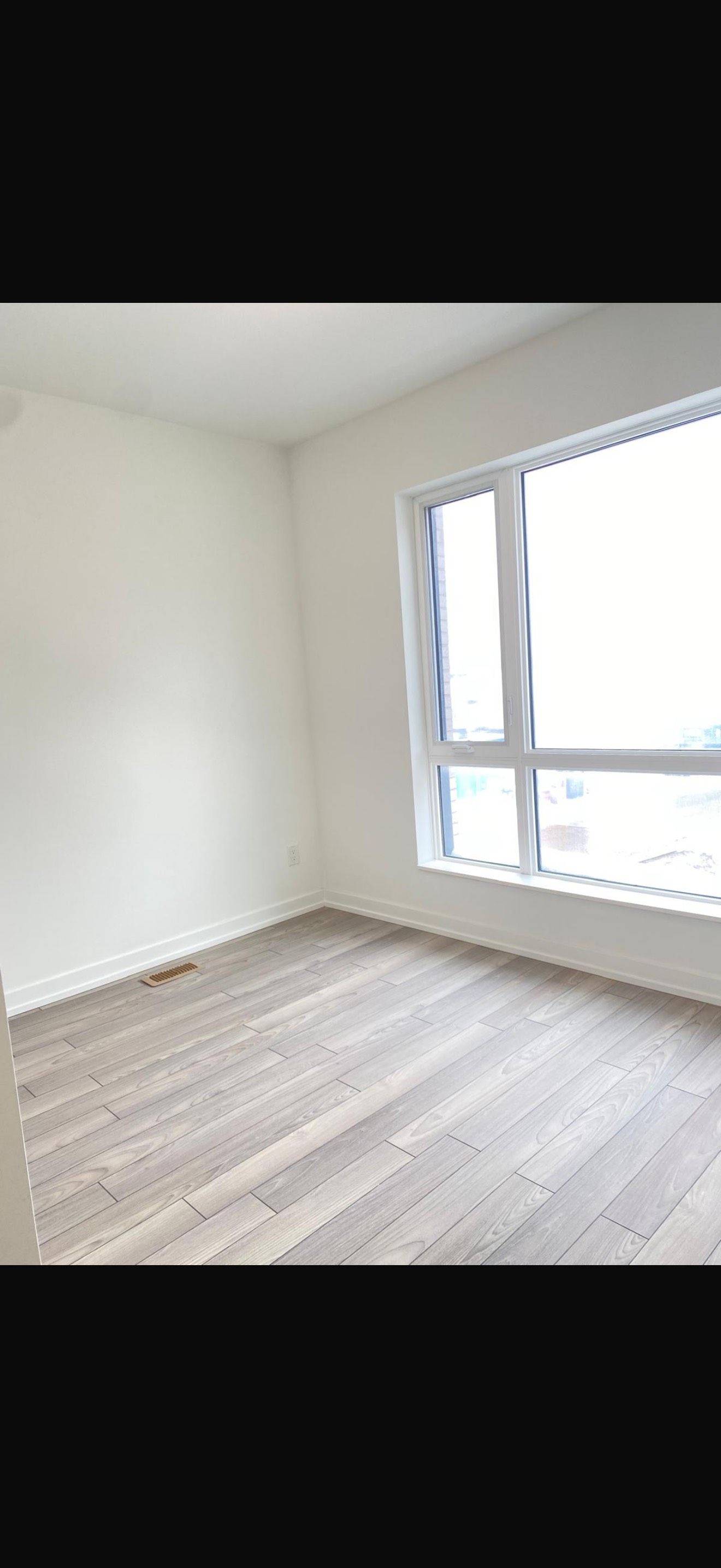 Richmond Hill, ON L4S 0P5,5 Red Squirrel LN #F 101