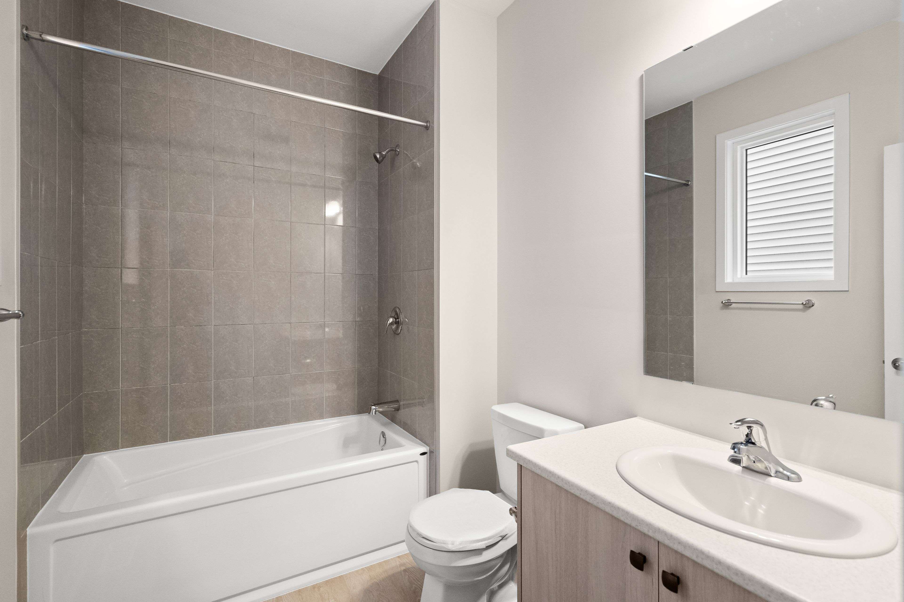 Kanata, ON K2W 0N9,615 Bee Pollen WAY