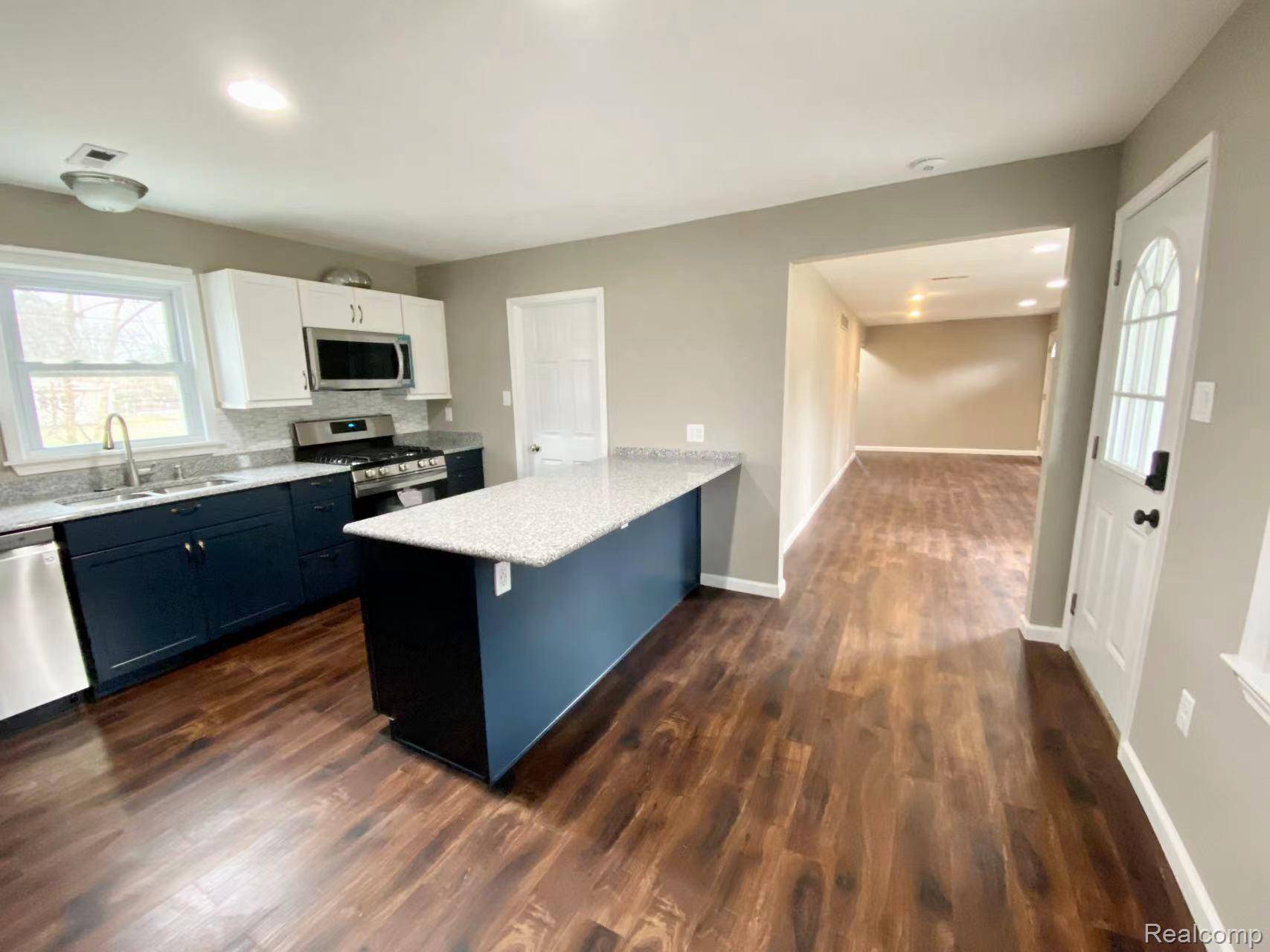 Livonia, MI 48154,14415 Newburgh RD